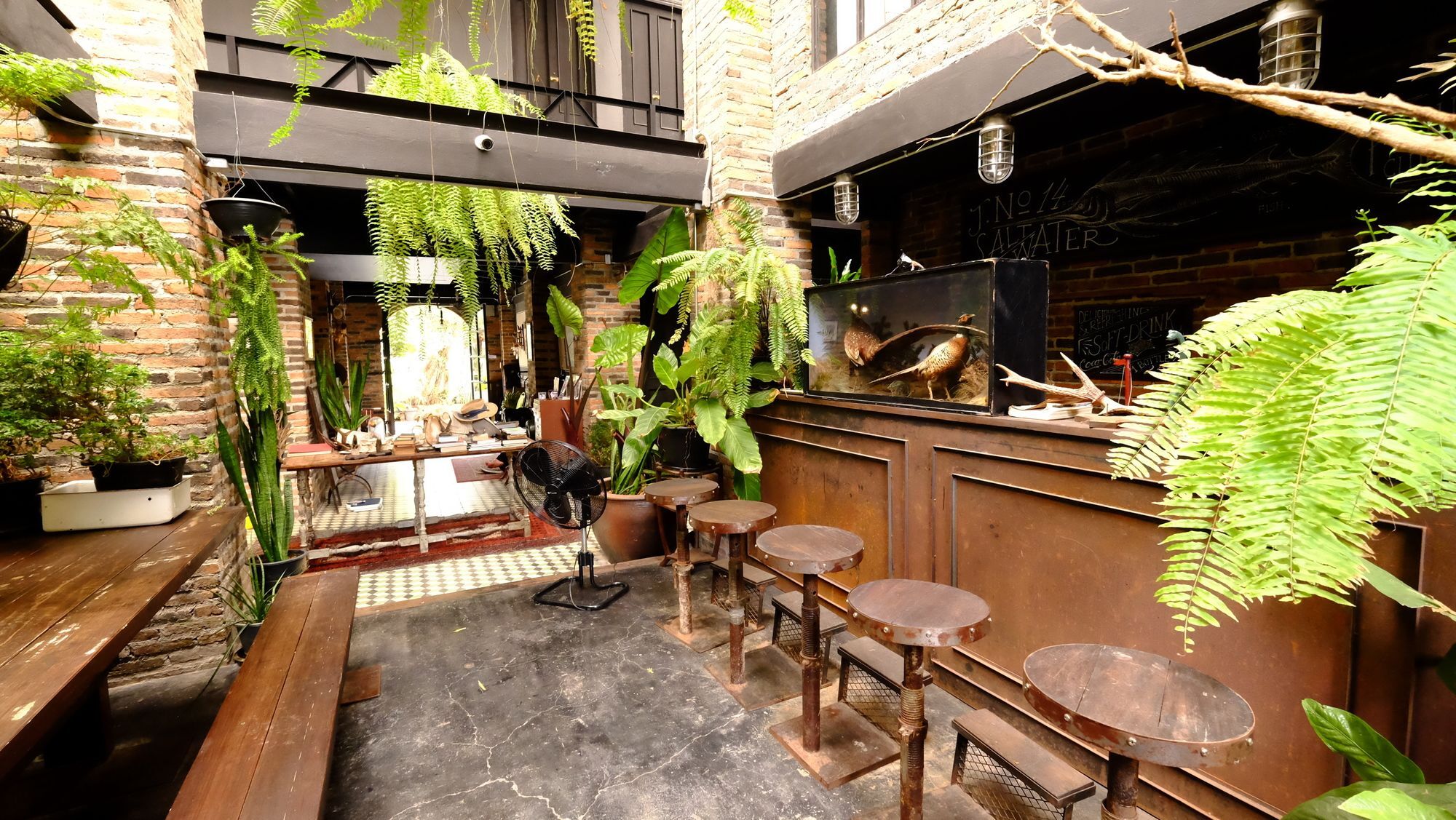 J No.14 Bed & Breakfast Bangkok Luaran gambar